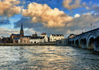 Langs de westkant van de Maas in Maastricht